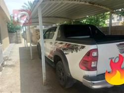 تويوتا هايلوكس